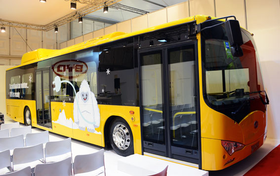 Kinesiska BYD hade två bussar på plats, båda anpassade för ett nordiskt klimat. Inomhus på mässan visade man sin eBus som ska gå i trafik i Köpenhamn. Foto: Ulo Maasing.
