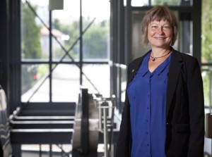 Yvonne Blombäck, gruppledare och trafikpolitisk talesperson i Stockholms läns landsting. Ledamot SL:s styrelse, ledamot landstingsfullmäktige. Foto: Fredrik Hjerling.