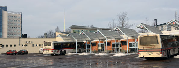 Resecentrum i Borlänge. Dalfolket väljer bort kollektivtrafiken mer än några andra i landet. Kollektivtrafikens marknadsandel i Dalarna är futtiga 8 procent. Foto: Ulo Maasing.