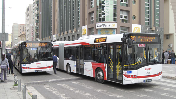 Solaris håller nu på att leverera 100 ledbussar till Turkiets tredje stad Izmir. Foto: Solaris.