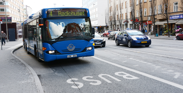 Stockholmarna vill ha nya busslinjer med direktbussar som har företrädesrätt i trafiken. Foto: Ulo Maasing.