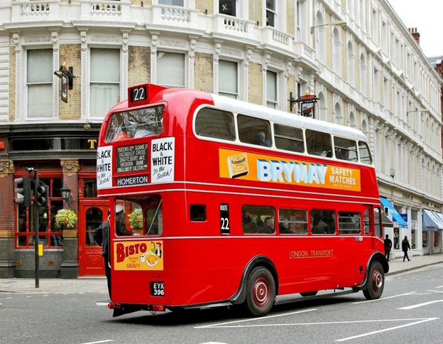 Det allra första exemplaret av den klassiska Londonbussen Routemaster, RT1, firar 75-årsjubileum. Bild: Transport for London.
