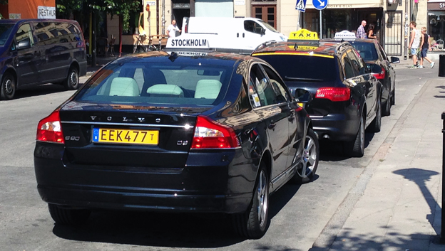 Nu ska taxiförare hitta till passagerarnas resmål. Åtminstone med hjälp av karta och GPS. Foto: Ulo Maasing.