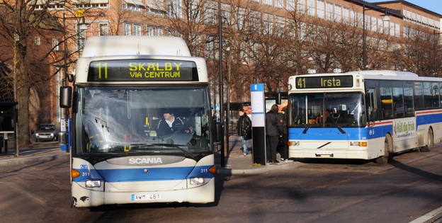 Västeråsborna bjuds på gratis bussresa till julhandeln. Arkivbild: Ulo Maasing.