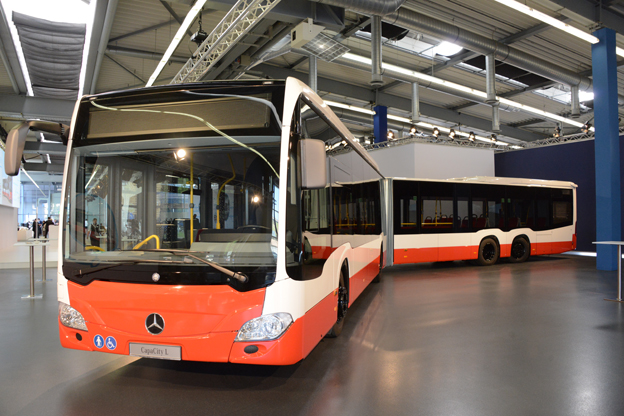 Mercedes-Benz CapaCity L är en av de nyheter som Daimler bussar presenterar på UITP-mässan i Milano i juni. Foto: Ulo Maasing.