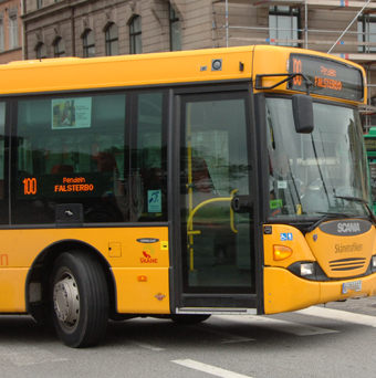 Skånetrafiken betalar 30 000 kronor i skadestånd till en kvinna som kränkts av en bussförare. Arkivbild: Ulo Maasing.