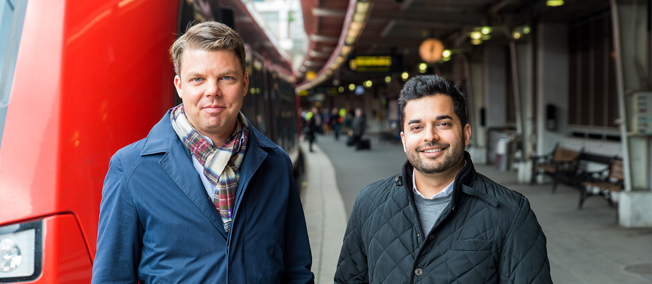Får däng av Taxiförbundet: Johan Söör, vd för MTR Express (till vänster) och Alok Alström, Sverigechef för Uber. Foto: MTR Express.
