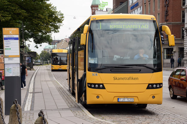 I Skåne behövde man i fjol bara göra 1§6 enkelresor med kollektivtrafiken för att det skulle löna sig med månadskort. Foto: Ulo Maasing.