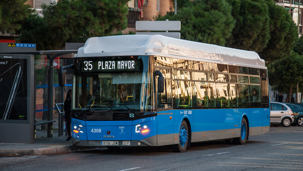 Scania har fått en order på ytterligare 160 gasbussar till Madrid. Foto: Scania.